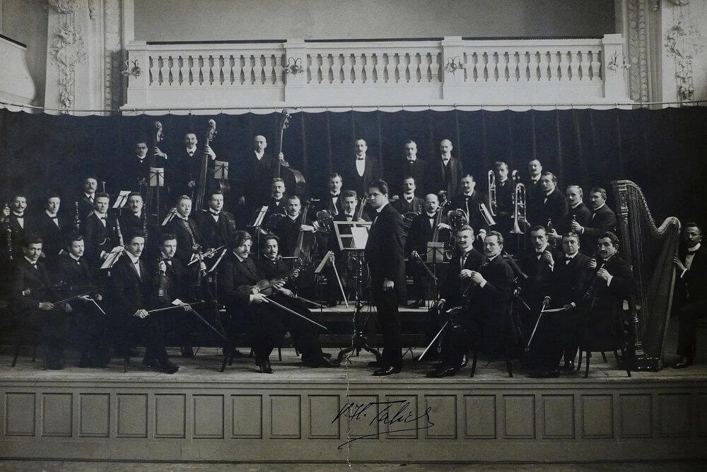 1vaclav-talicha-a-ceska-filharmonie-1919