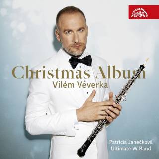 2022-11-27-Veverka-ChristmasAlbum-02